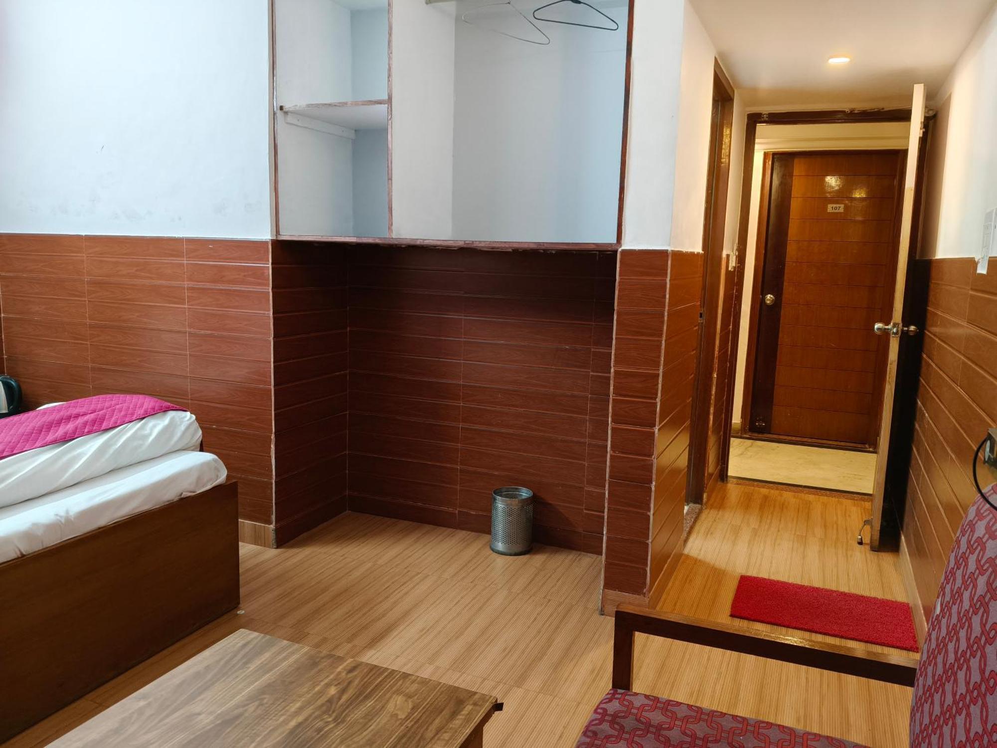Hotel Kailash Residency Dehradun Buitenkant foto